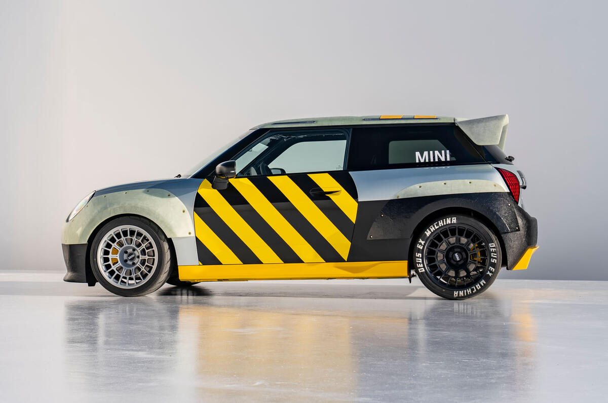 Δύο νέα Cooper JCW τιμούν την αγωνιστική κληρονομιά της ΜΙΝΙ